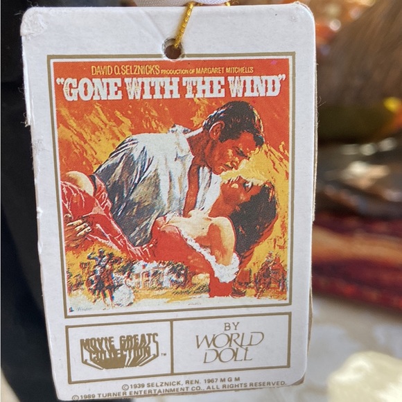 Scarlett & Rhett dolls issued by World Dolls. - Picture 7 of 8